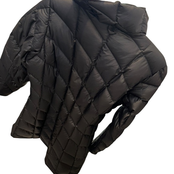 Patagonia black quilted down 3/4 Womens jacket M - Picture 3 of 4